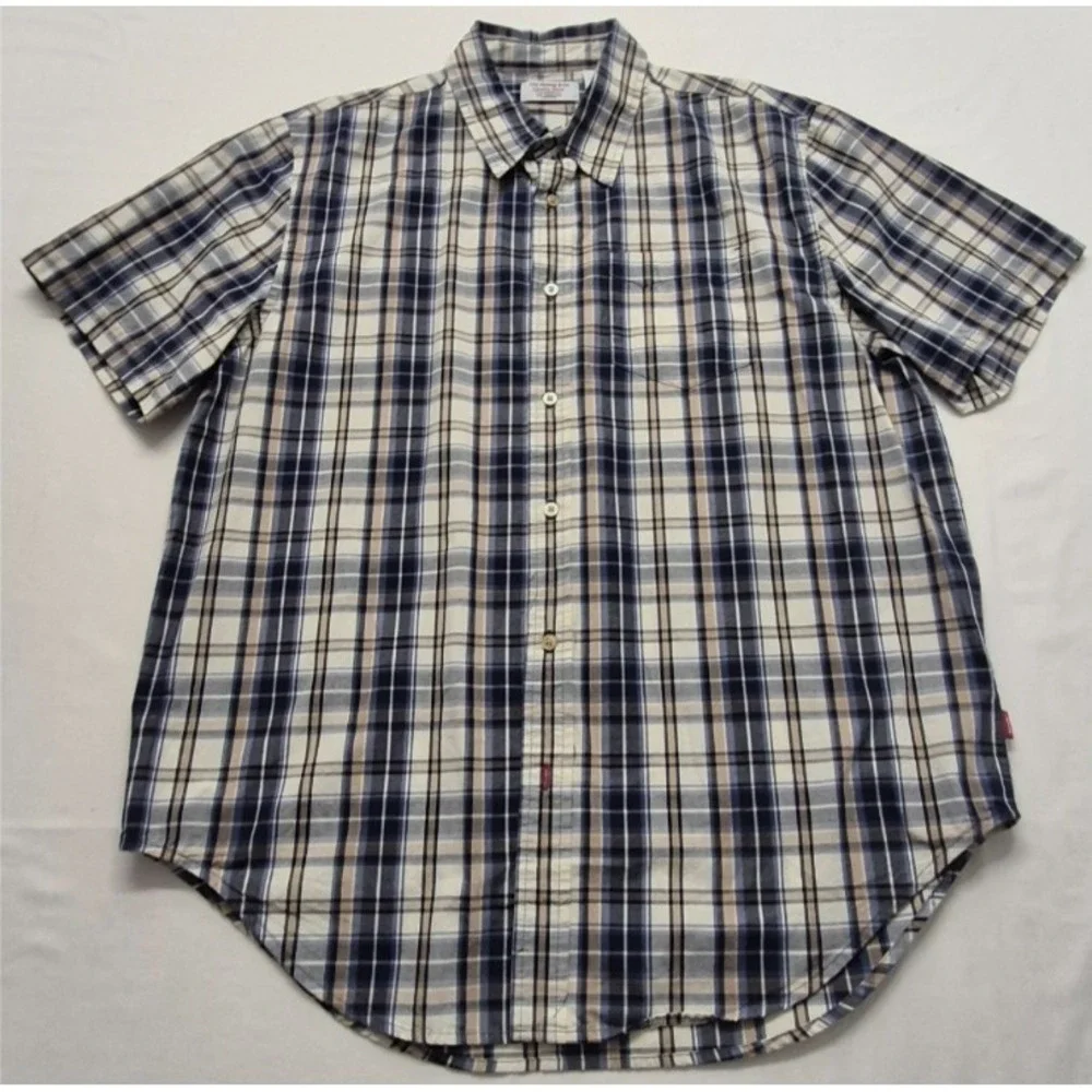 Levi Strauss men's‎ blue plaid Button up shirt XL short sleeve pocket Cotton